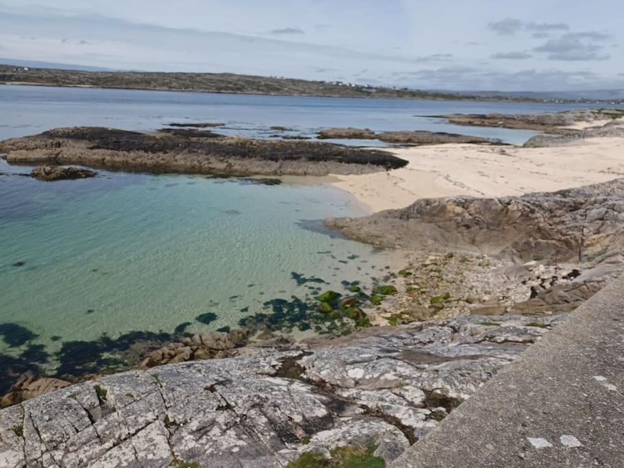 Curlews Rest - Gateway To The Aran Islands Apartment Galway Exterior foto